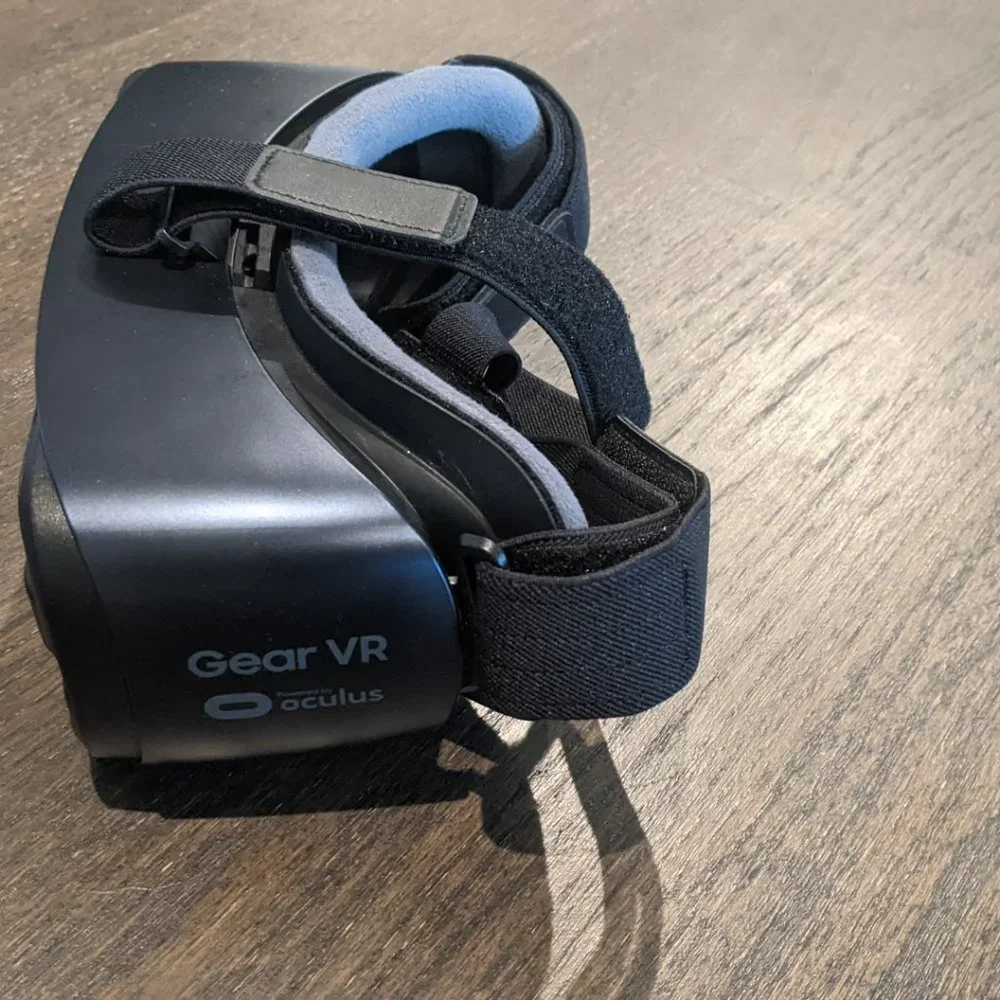 Samsung Gear VR Oculus Gaming Virtual Reality Headset Black for S7 Note7 S6